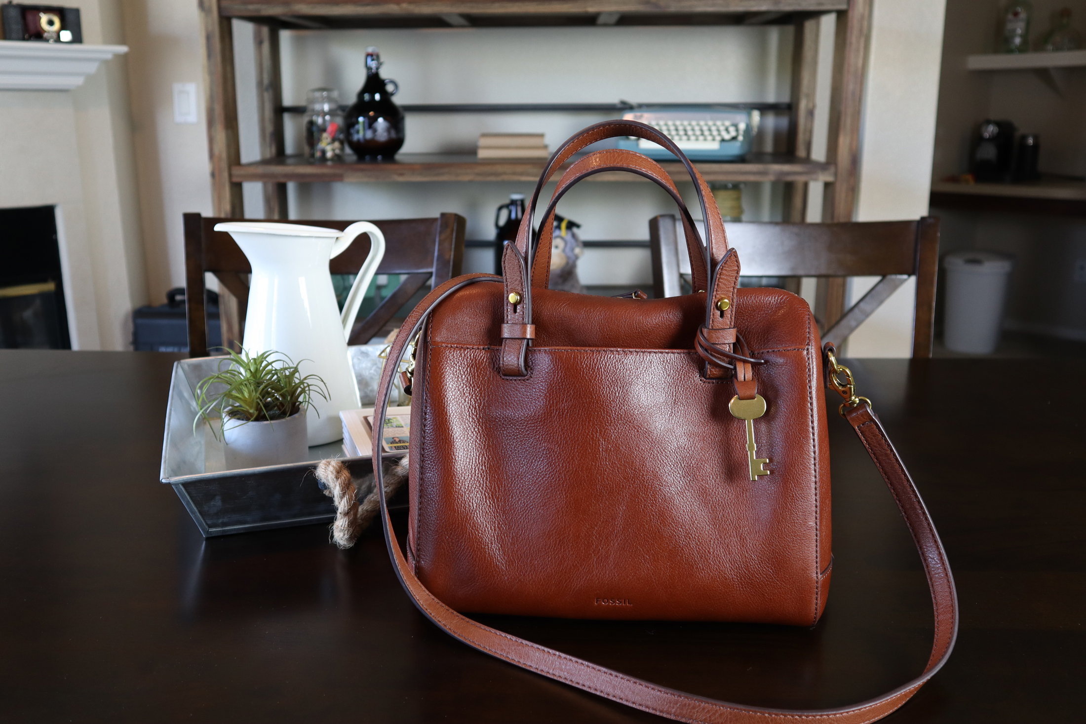 What's In My Bag? Fossil Sydney Satchel 